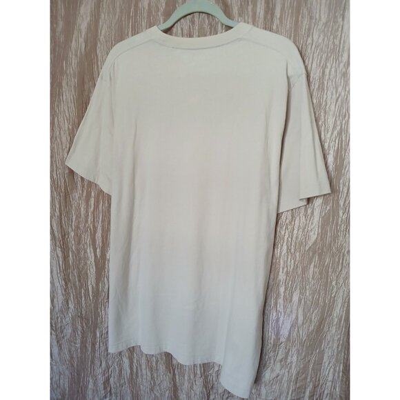 Uniqlo UT × Peanuts T Shirt Mens XL Beige Cotton Short Sleeve Snoopy Schultz - Picture 5 of 9